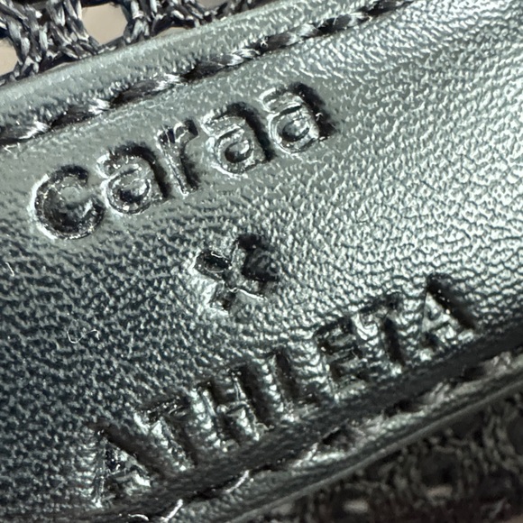 Athleta x Caraa Convertible Puffer Bag - Picture 9 of 9